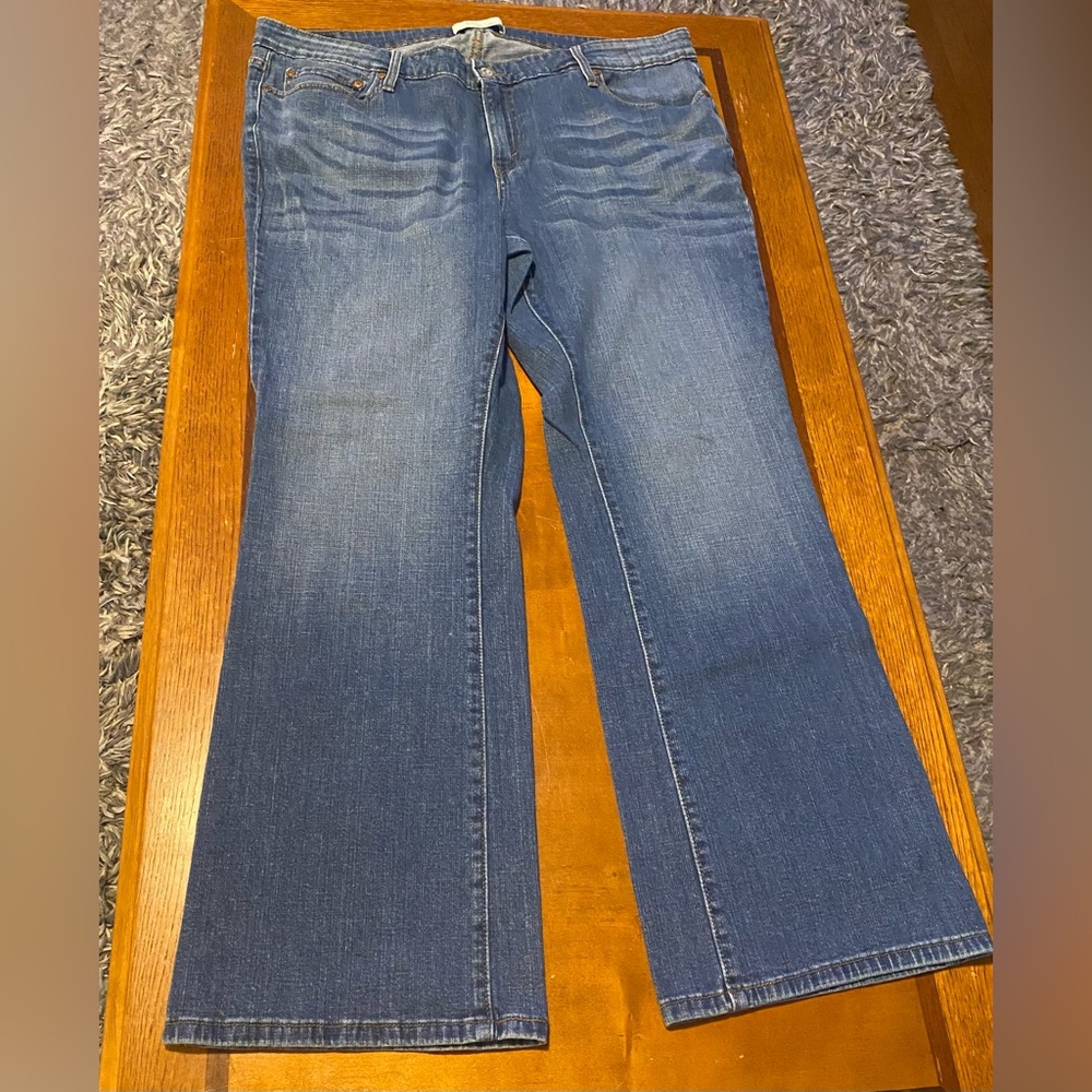 Women’s Levi’s Bootcut Jean’s